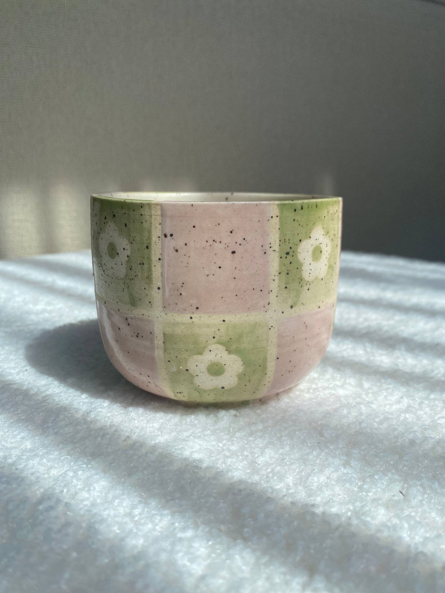 Pink and green grid flower planter