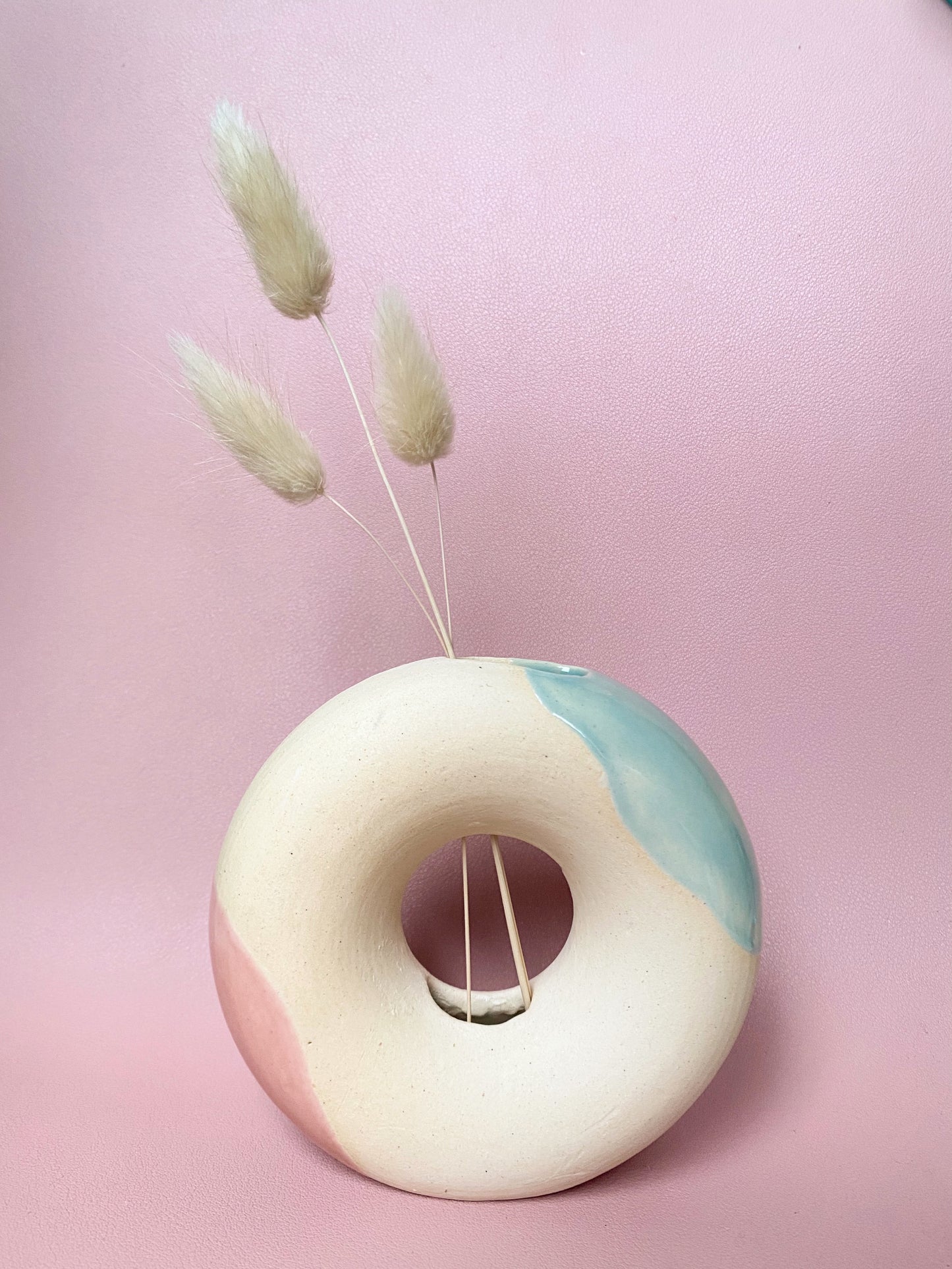 Cotton candy donut vase